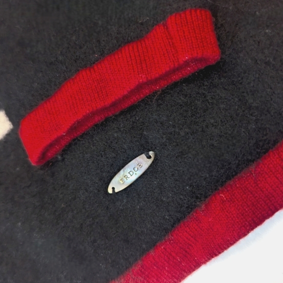 ERDOS Rare/One of a kind softest luxe Cashmere Cardigan - Small/Medium - Picture 3 of 5